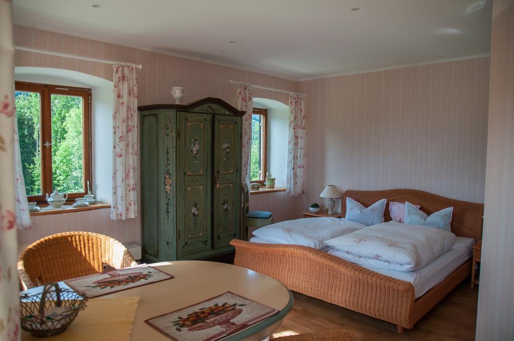 Almbauernhof Apartment Ruhpolding Phòng bức ảnh